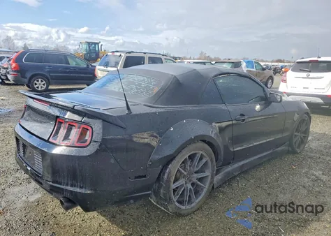 2013 Ford Mustang z USA, uszkodzony, nr VIN 1ZVBP8EMXD5219665